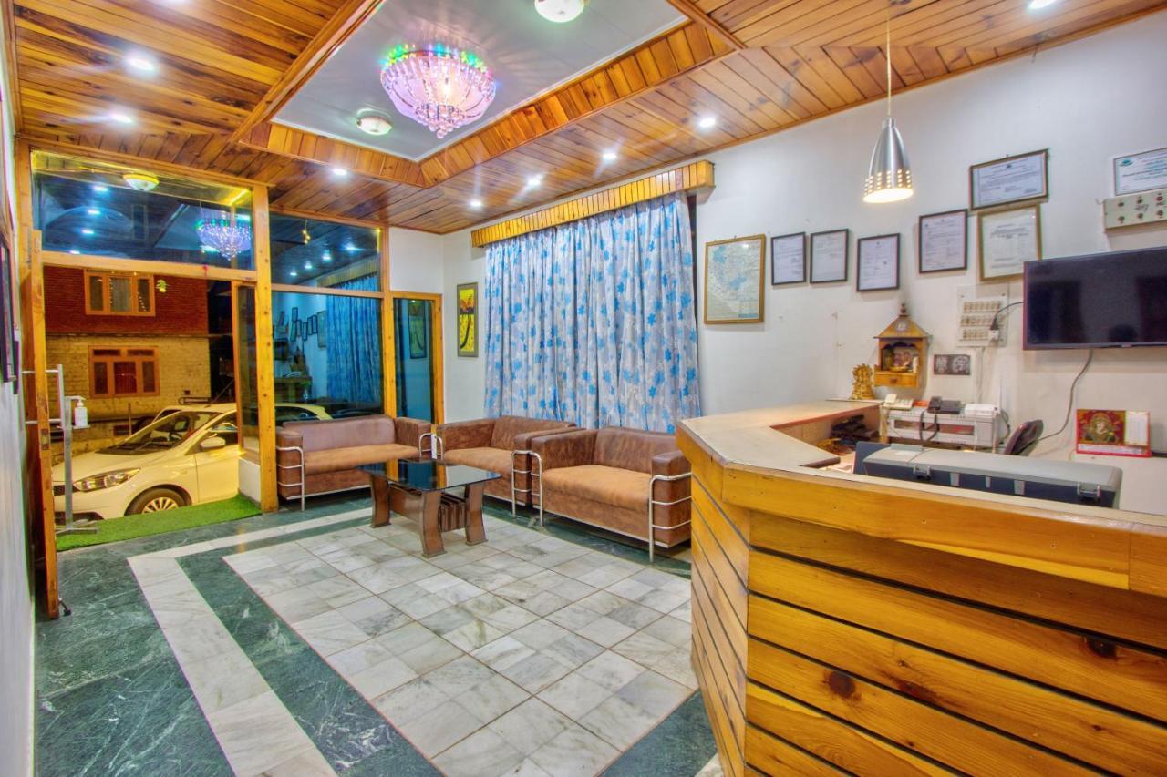 Hotel Royal Manali Exterior photo