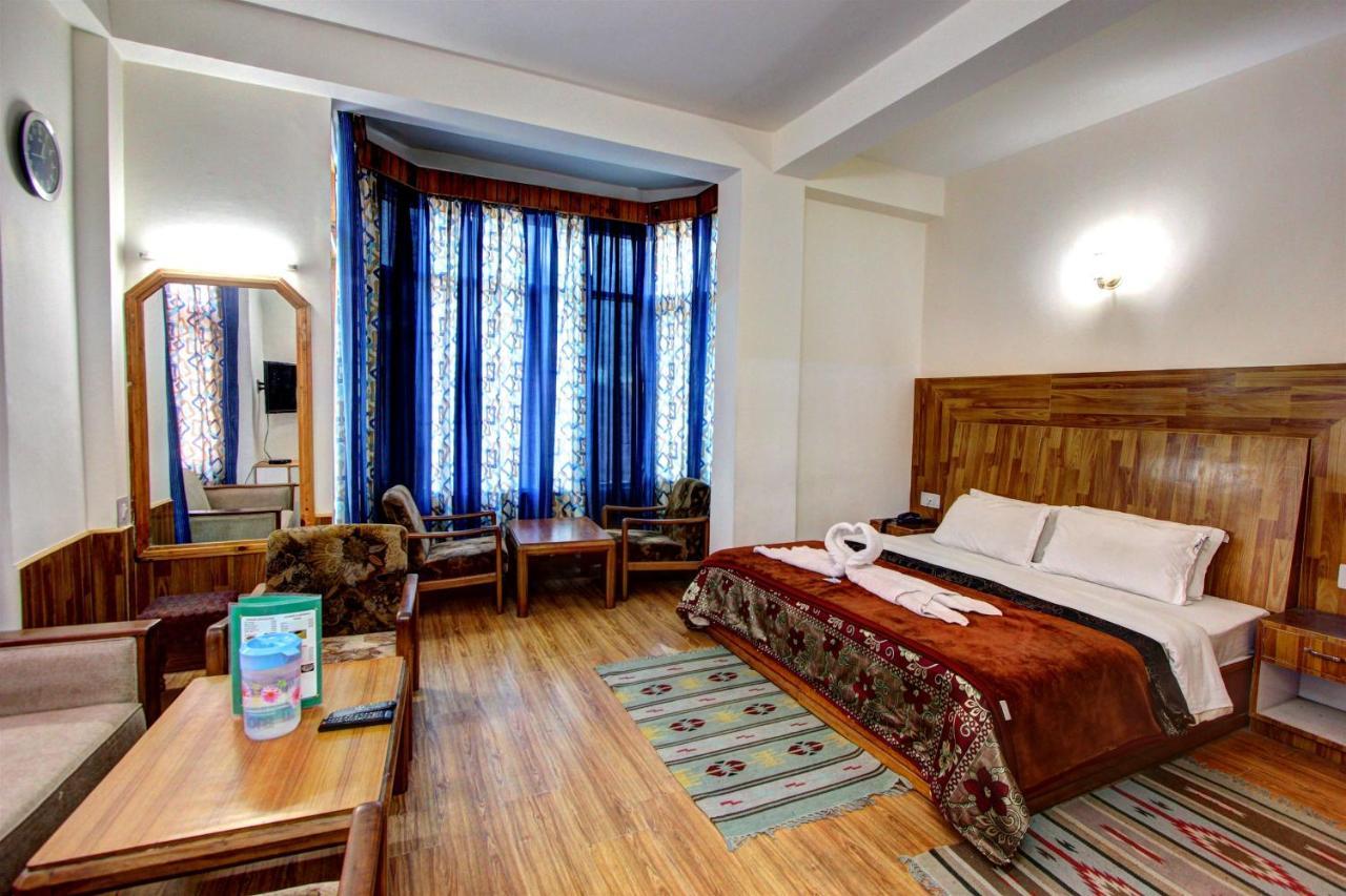 Hotel Royal Manali Exterior photo