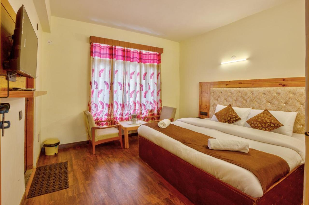 Hotel Royal Manali Exterior photo